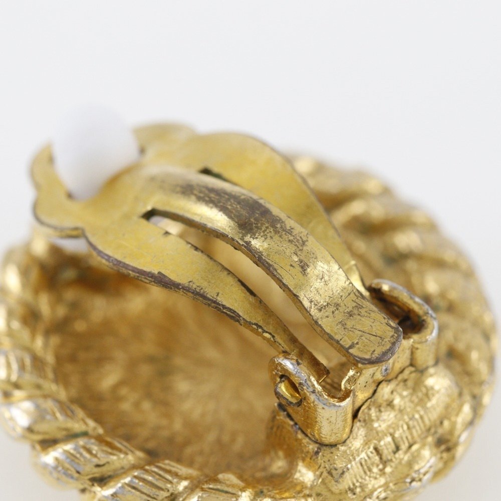 CHANEL Gold Earrings - Picture 8 of 9